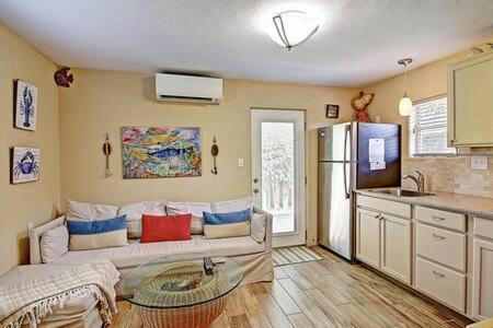 Spanish Village Cottage W Private Cabana 포트 애런사스 외부 사진